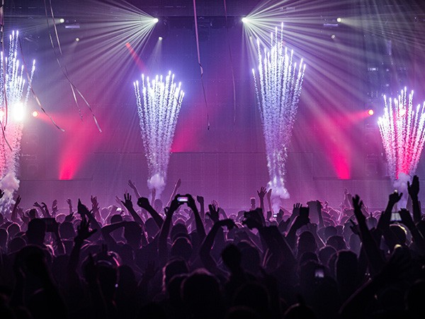 Le Maitre’s professional range of stage pyrotechnics designed for both indoor and outdoor applications.