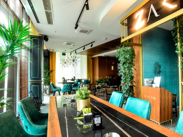 RCF Business Music solutions are ideal for background and primary audio distribution in a retail or hospitality setting